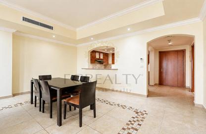 Apartment - 1 Bedroom - 2 Bathrooms for sale in West Porto Drive - Porto Arabia - The Pearl Island - Doha Apartment - 1 Bedroom - 2 Bathrooms for sale in West Porto Drive - Porto Arabia - The Pearl Island - Doha