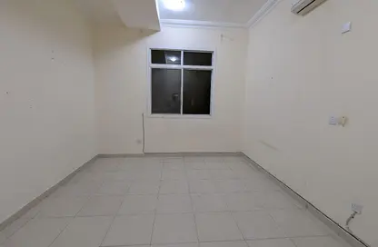 Apartment - 3 Bedrooms - 3 Bathrooms for rent in Muntazah 7 - Al Muntazah - Doha