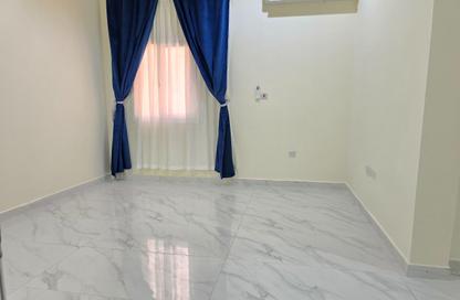 Apartment - Studio - 1 Bathroom for rent in Onaiza Street - Diplomatic Area - Doha