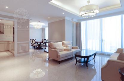Apartment - 2 Bedrooms - 3 Bathrooms for rent in West Bay Tower - West Bay - West Bay - Doha