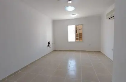 Apartment - 2 Bedrooms - 2 Bathrooms for rent in Old Airport 43 - Old Airport Road - Doha