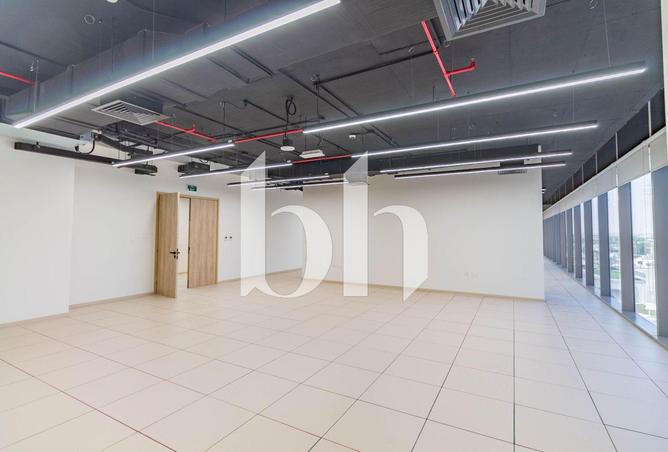 1002901 - Property Image 3