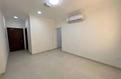 Apartment - 2 Bedrooms - 2 Bathrooms for rent in Old Airport Residential Apartments - Old Airport Road - Doha