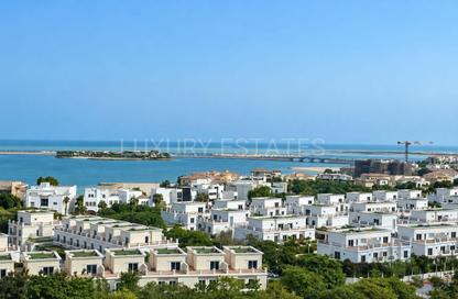 Apartment - 1 - 2 for rent in Viva Bahriyah - The Pearl Island - Doha