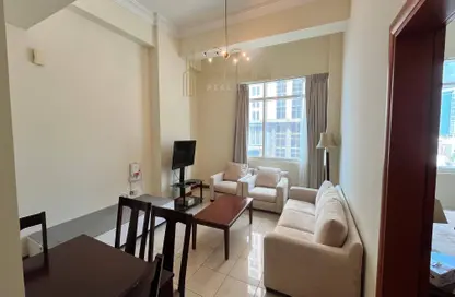 Apartment - 1 Bedroom - 2 Bathrooms for rent in West Bay Tower - West Bay - West Bay - Doha