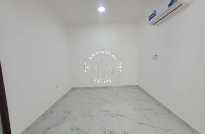 Villa - Studio - 1 Bathroom for rent in Ain Khaled Villas - Ain Khaled - Doha