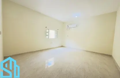 Apartment - 1 Bedroom - 1 Bathroom for rent in Al Gharrafa - Al Gharrafa - Doha