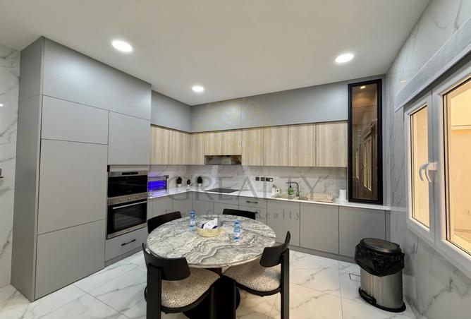 61613775 - Property Image 3
