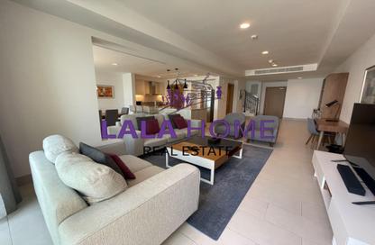 Duplex - 2 Bedrooms - 3 Bathrooms for rent in Viva Central - Viva Bahriyah - The Pearl Island - Doha