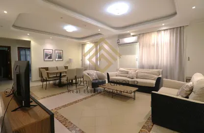 Apartment - 2 Bedrooms - 3 Bathrooms for rent in Al Sadd Road - Al Sadd - Doha