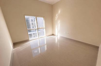 Apartment - 2 Bedrooms - 3 Bathrooms for rent in Lusail Marina Heights - Marina District - Lusail
