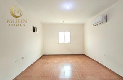 Apartment - 2 Bedrooms - 2 Bathrooms for rent in Muntazah 7 - Al Muntazah - Doha