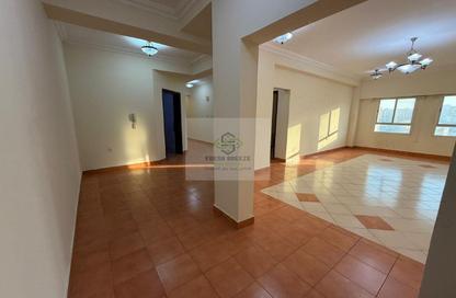 Apartment - 2 Bedrooms - 2 Bathrooms for rent in Umm Ghuwalina - Umm Ghuwailina - Doha Apartment - 2 Bedrooms - 2 Bathrooms for rent in Umm Ghuwalina - Umm Ghuwailina - Doha