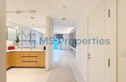 Apartment - 1 Bedroom - 2 Bathrooms for rent in Crystal Residence - Gewan Island - The Pearl Island - Doha