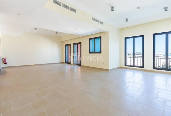 60223805 - Property Image 2