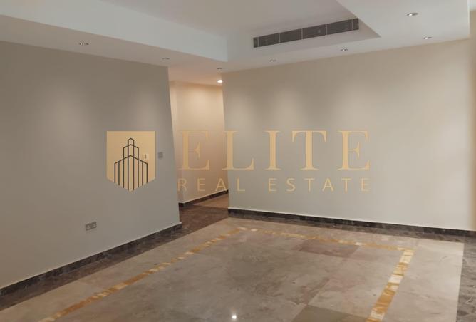 54245742 - Property Image 3