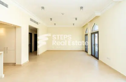 Apartment - 3 Bedrooms - 5 Bathrooms for sale in Chateau - Qanat Quartier - The Pearl Island - Doha