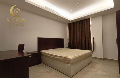 Apartment - 1 Bedroom - 1 Bathroom for rent in Umm Ghuwailina 4 - Umm Ghuwailina - Doha