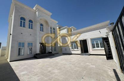 Villa - 7+ Bedrooms - 7+ Bathrooms for sale in Al Kheesa - Al Kheesa - Umm Salal Mohammed