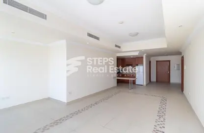 Apartment - Studio - 1 Bathroom for rent in West Porto Drive - Porto Arabia - The Pearl Island - Doha