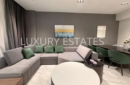 Apartment - 1 Bedroom - 2 Bathrooms for rent in Crescent Building - Yasmeen City - Lusail