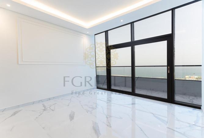 1030883 - Property Image 2