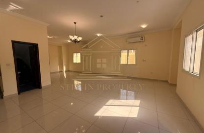 Villa - 5 Bedrooms - 5 Bathrooms for rent in Bu Hamour Street - Abu Hamour - Doha