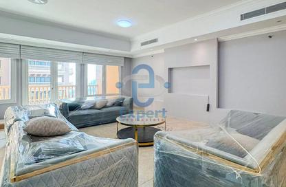 Apartment - 3 - 4 for sale in East Porto Drive - Porto Arabia - The Pearl Island - Doha Apartment - 3 - 4 for sale in East Porto Drive - Porto Arabia - The Pearl Island - Doha