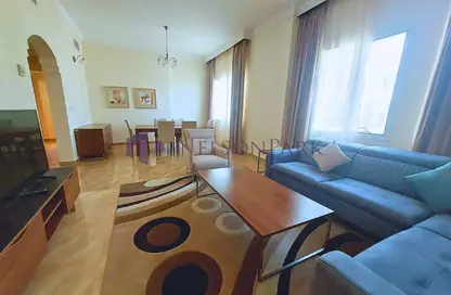 Apartment - 2 Bedrooms - 3 Bathrooms for rent in City Center Towers - West Bay - Doha