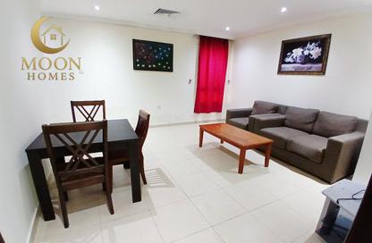 Apartment - 1 Bedroom - 1 Bathroom for rent in Umm Ghwailina Comm - Umm Ghuwalina - Umm Ghuwailina - Doha