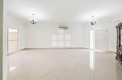 Apartment - 2 Bedrooms - 2 Bathrooms for rent in Bu Hamour Street - Abu Hamour - Doha