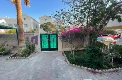 مجمع سكني - 4 غرف نوم - 4 حمامات للايجار في شارع عمار بن ياسر - العزيزية - الدوحة