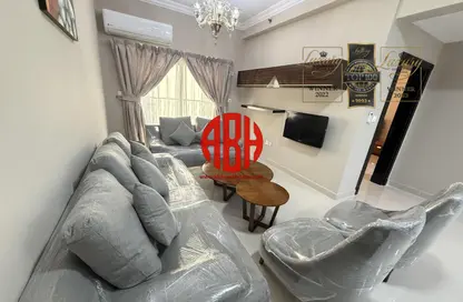 Apartment - 1 Bedroom - 2 Bathrooms for rent in Anas Street - Fereej Bin Mahmoud North - Fereej Bin Mahmoud - Doha