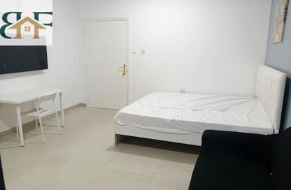Apartment - Studio - 1 Bathroom for rent in Najma Street - Najma - Doha