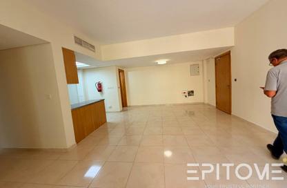 Apartment - 2 Bedrooms - 3 Bathrooms for sale in La Piazza - Fox Hills - Lusail