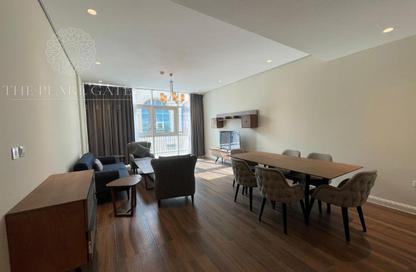 Apartment - 3 Bedrooms - 4 Bathrooms for rent in Floresta Gardens - Floresta Gardens - The Pearl Island - Doha