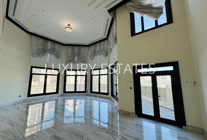 56774429 - Property Main Image