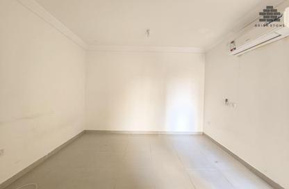 Apartment - 2 Bedrooms - 2 Bathrooms for rent in Muntazah 13 - Al Muntazah - Doha