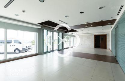 Show Room - Studio - 2 Bathrooms for rent in The Commercial Avenue - Umm Al Seneem - Doha