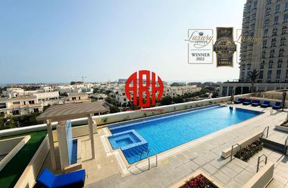 Apartment - 2 Bedrooms - 4 Bathrooms for rent in Floresta Gardens - Floresta Gardens - The Pearl Island - Doha