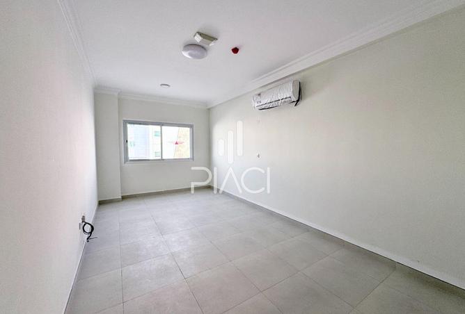 1003289 - Property Image 2