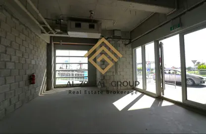 محل تجاري - استوديو للايجار في شارع ام السنيم - عين خالد - الدوحة