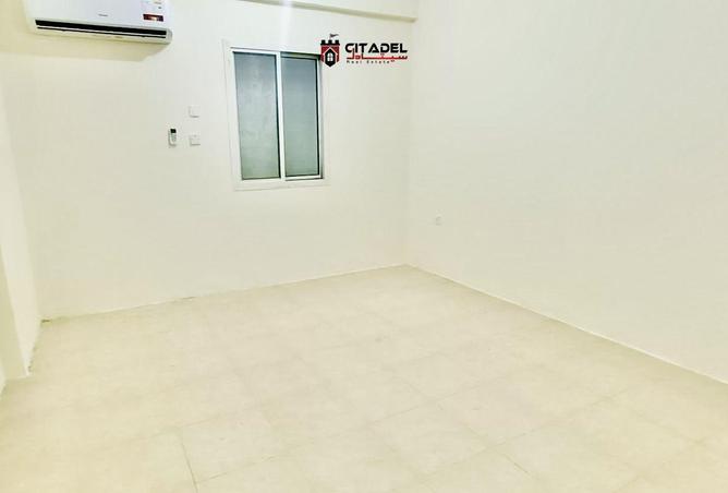 54929143 - Property Main Image