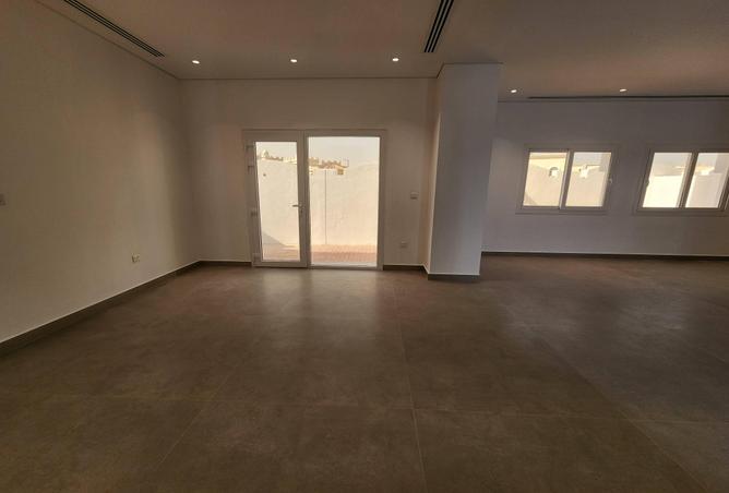 1021831 - Property Image 2