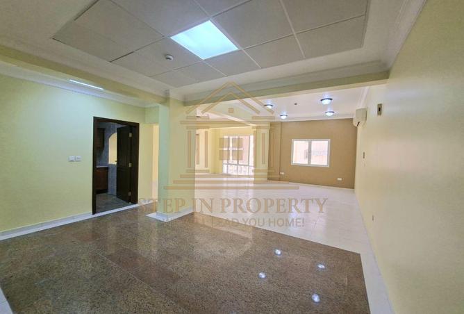 54979131 - Property Main Image