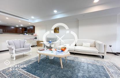 Apartment - Studio - 1 for rent in West Porto Drive - Porto Arabia - The Pearl Island - Doha Apartment - Studio - 1 for rent in West Porto Drive - Porto Arabia - The Pearl Island - Doha