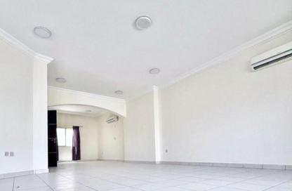Villa - 5 - 5 for rent in Ain Khaled Villas - Ain Khaled - Doha
