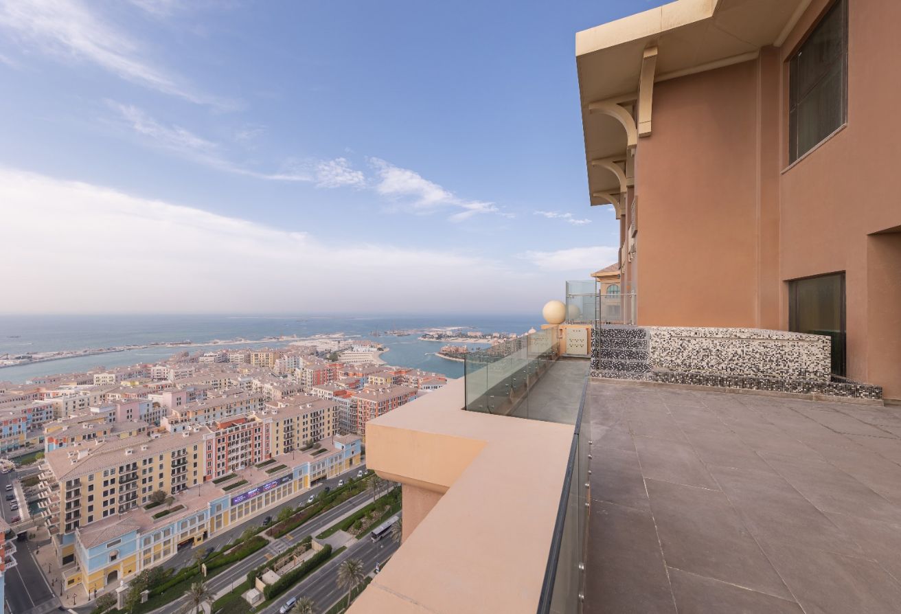Ultra-Luxury 5 Bedroom Penthouse + 2 Maid Rooms thumbnail 13