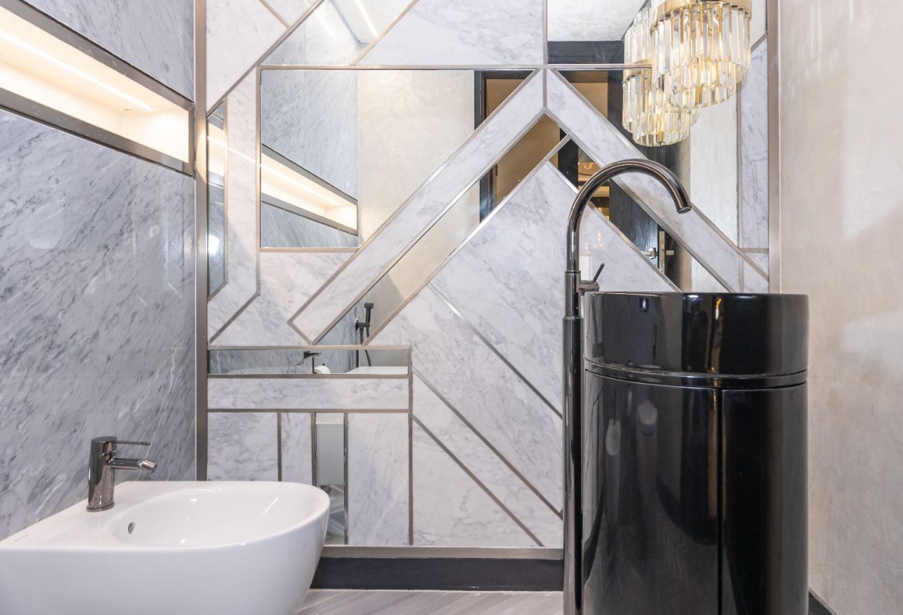Ultra-Luxury 5 Bedroom Penthouse + 2 Maid Rooms thumbnail 9