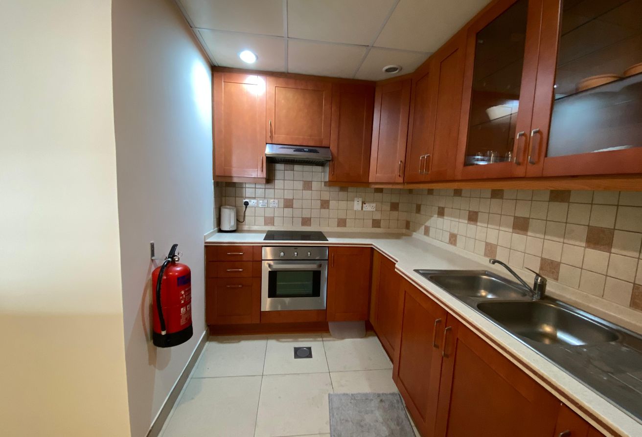 1 BHK Fully Furnished | Porto Arabia | 7,500 Qar thumbnail 12